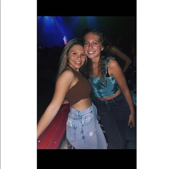 Meet your Posher, Paige - Picture 1 of 1